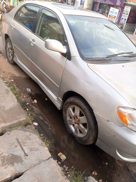 A picture of First body 06 Toyota corolla