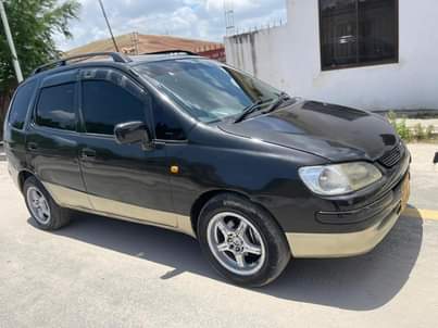 A picture of TOYOTA SPACIO 0714058883