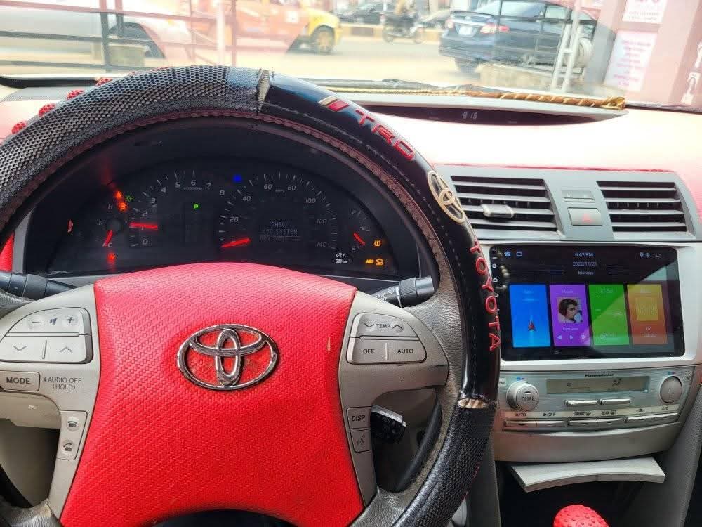 A picture of 2008 Toyota camry