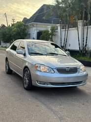 A picture of FOR SALE EXTREMELY CLEAN USED TOYOTA COROLLA LE 2005 MODEL