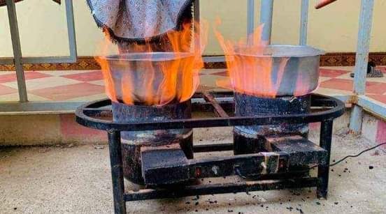 A picture of JIKO BOMBA Na RAFIKI KWA MKAA