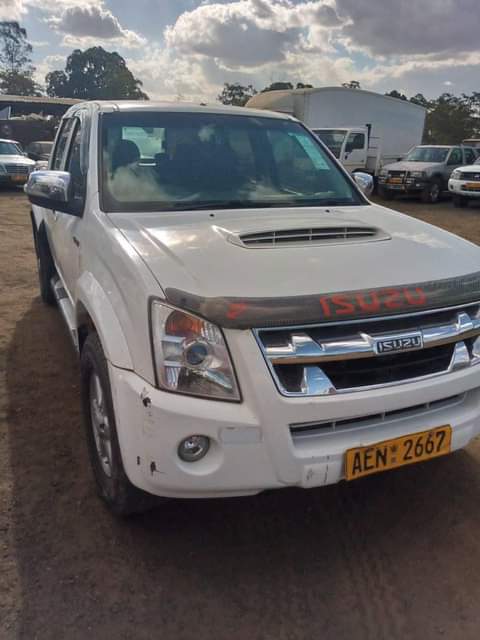 classifieds/cars isuzu