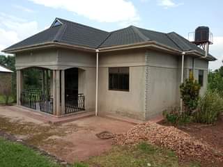 A picture of Busuzi deal on quick sale 55m Well finished house on