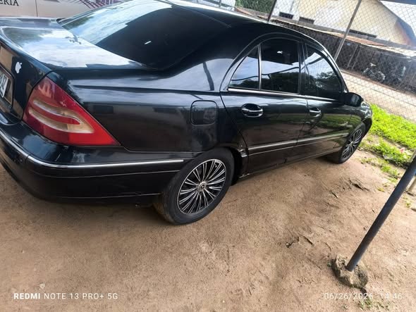 A picture of Mercedes c230