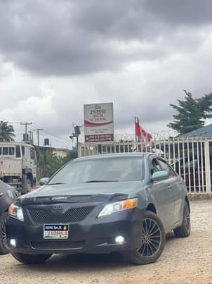A picture of CLEAN USED TOYOTA CAMRY