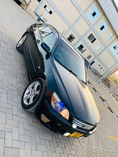 A picture of TOYOTA ALTEZA