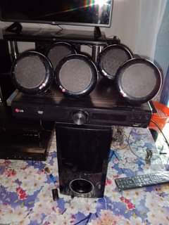 A picture of SECOND HAND USED LG HOME THEATRE IN A GOOD CONDITION