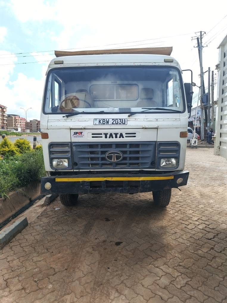 tata truck