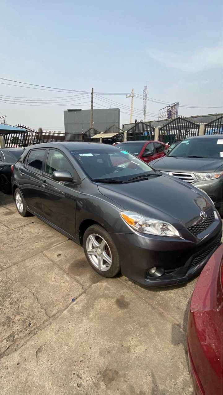 A picture of 2013 TOYOTA MATRIX S