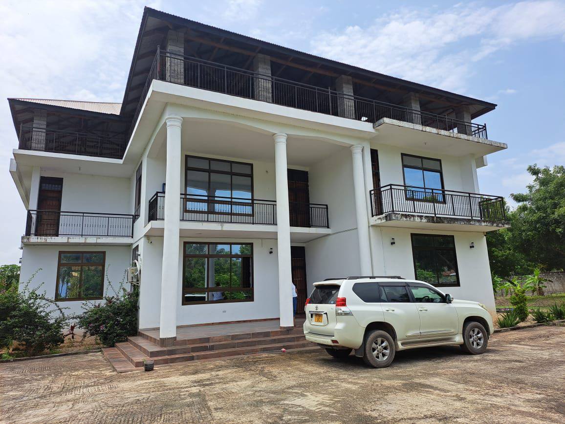 A picture of For. Sale. 1.6.Billion Tanzanian Shilling Negotiable 