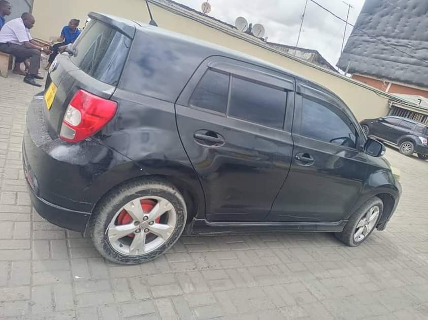 used toyota ist