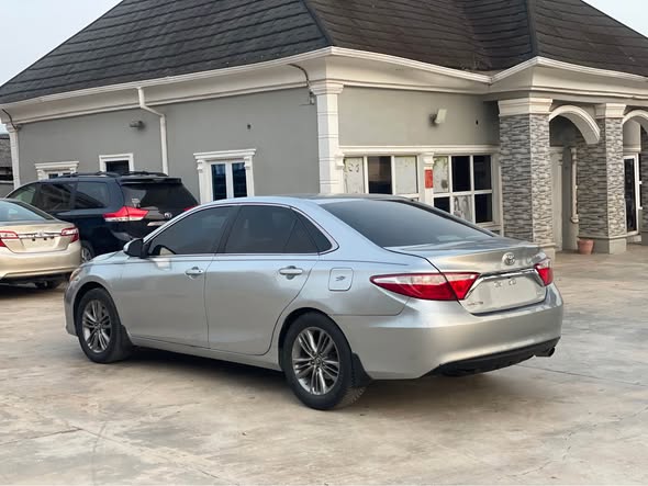 A picture of Neatly Used Toyota Camry Le 2016 Duty 2021 Engine Gear