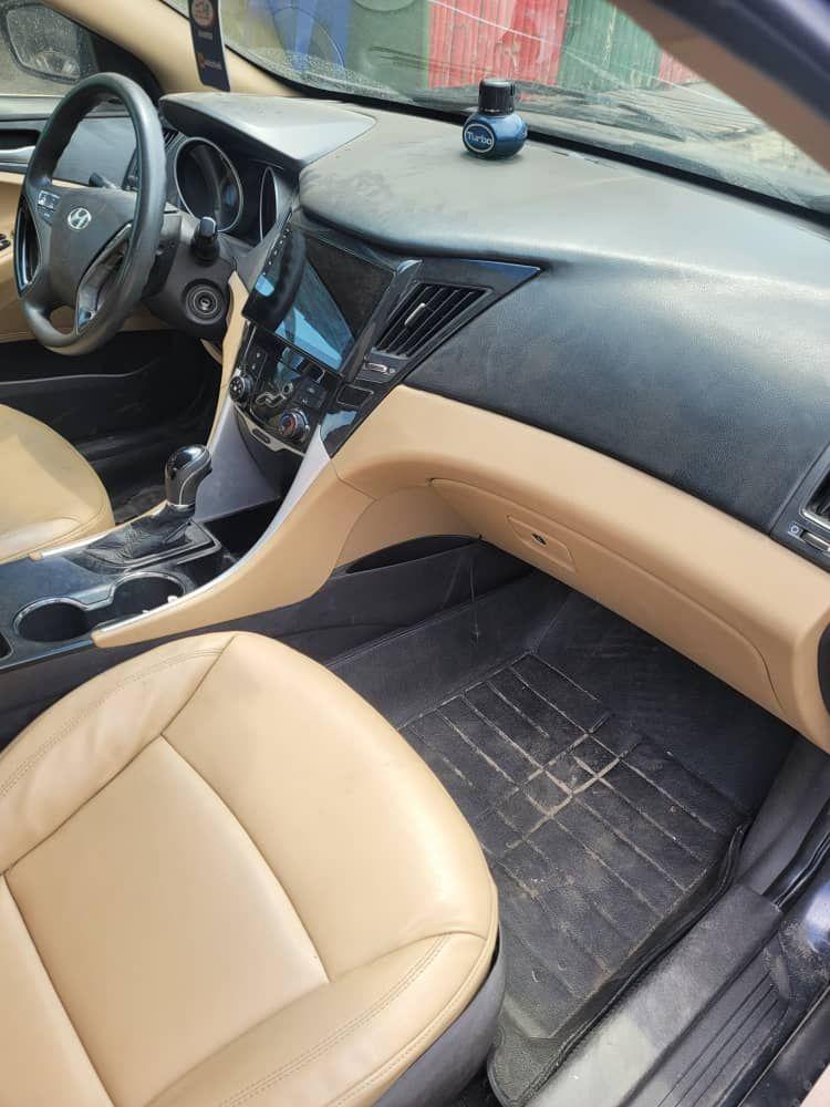 A picture of Hyundai sonata