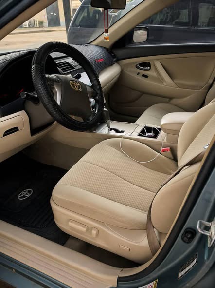 A picture of Toyota Camry 2009 Model buy and drive