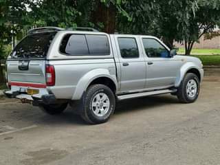 used nissan hardbody