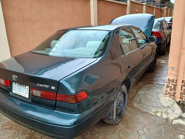A picture of Toyota camry