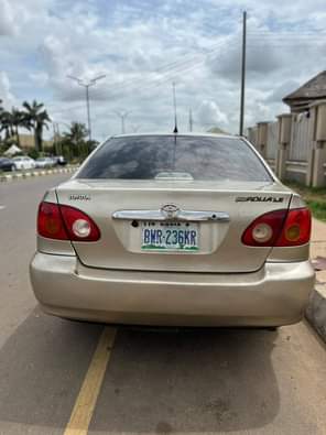 A picture of QUICK SALE EXTREMELY CLEAN USED TOYOTA COROLLA LE 2004 MODEL