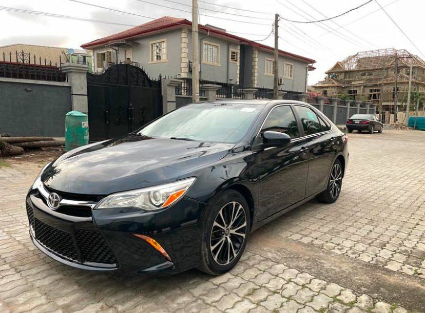 A picture of Extremely clean and sharp super clean foreign used 2015 model