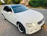 A picture of Toyota Mark X