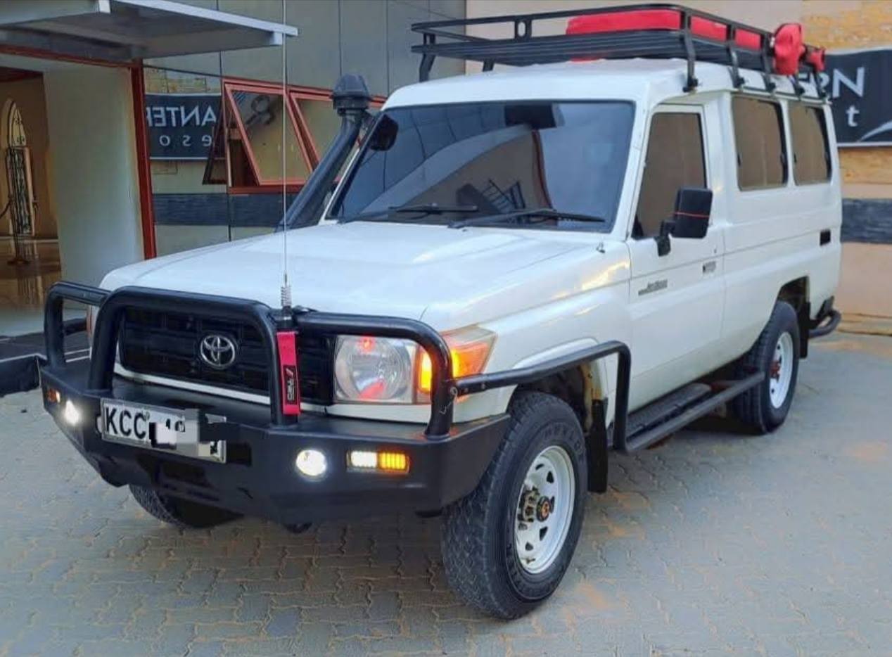 used toyota landcruiser
