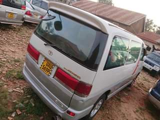 A picture of Toyota regius petrol