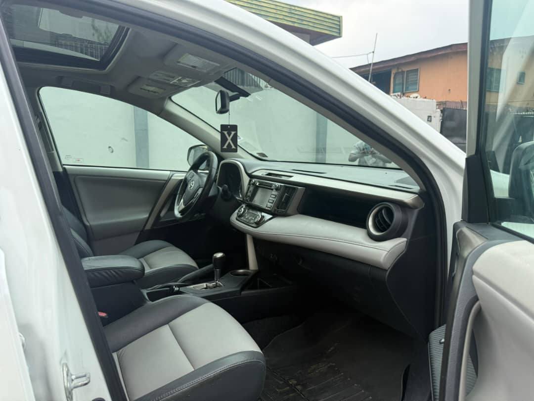 A picture of Reg. Toyota RAV4 2014 Model