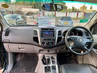 A picture of TOYOTA HILUX INVICIBLE