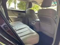 A picture of Toyota venza 2010 model