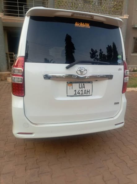 used toyota noah