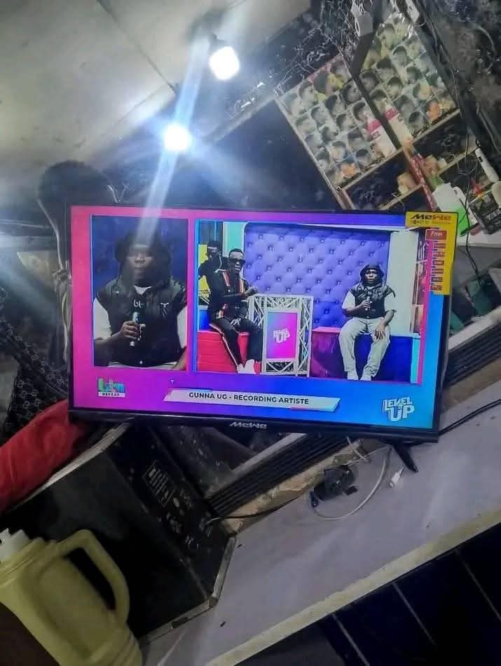 A picture of 24inches tv with free to air channels 150k