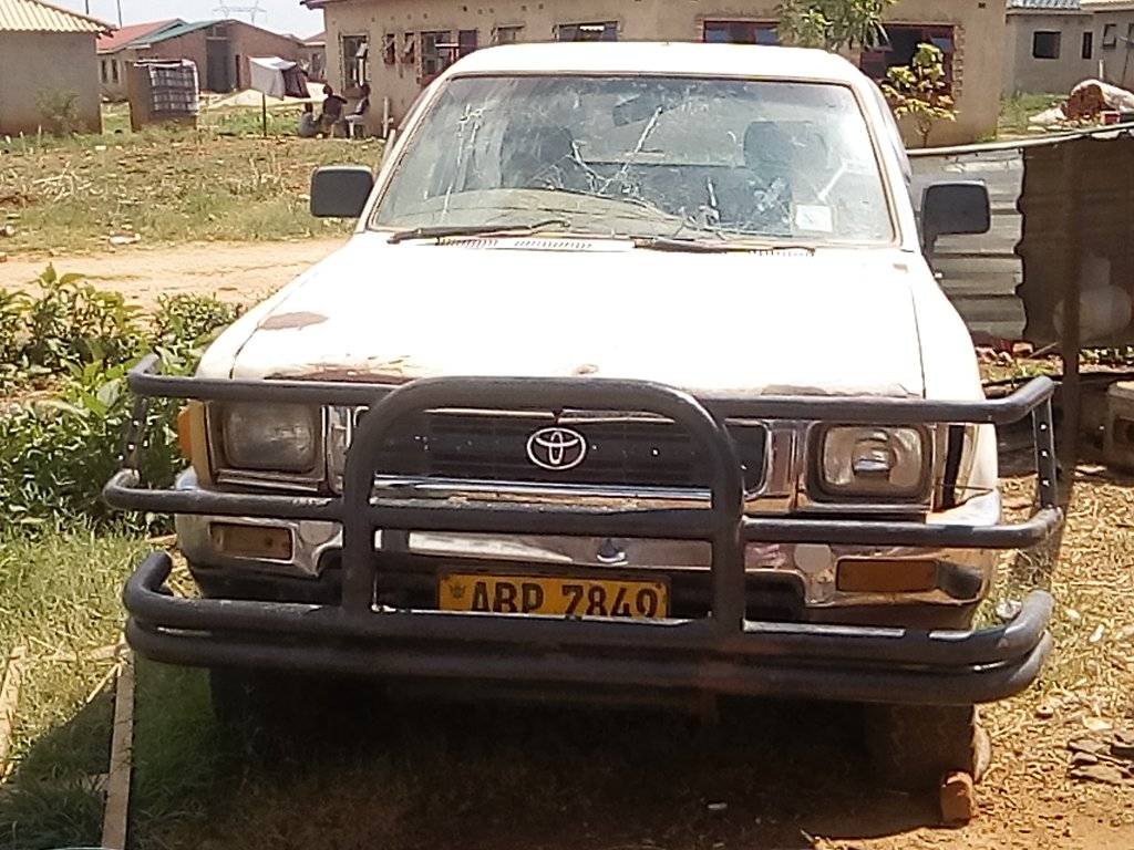 used toyota hilux