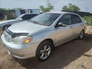 A picture of Toyota corolla 05