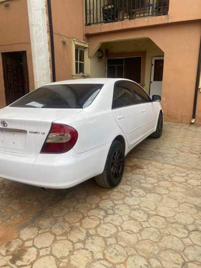 A picture of Toyota Camry 2004