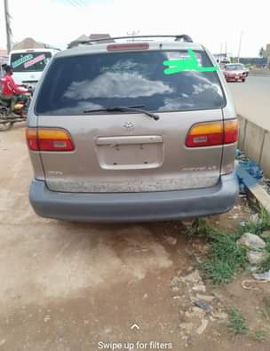 A picture of Reg Toyota sienna pure first body Engine gear working perfectly