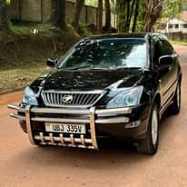 A picture of Toyota harrier 2008