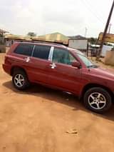A picture of 2005 highlander