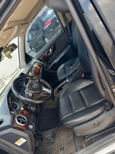 A picture of 2013 Mercedes Benz GLK350