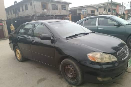 A picture of 06 Toyota corrola CE Sound engine Gear AC Interior top