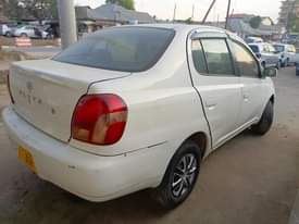 A picture of Toyota platz