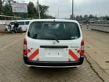 A picture of Brand New Car