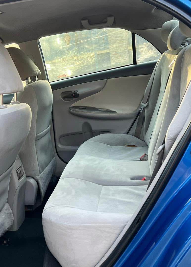A picture of 2010 FOREIGN USED STANDARD EXTREMELY PRISTINELY PREMIUMLY SUPER CLEAN AND