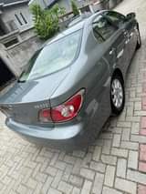 A picture of Lexus ES300