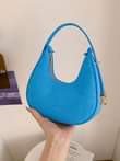 A picture of Hand bags