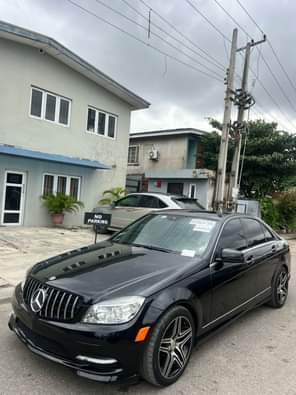 A picture of For sale Clean Unregistered 2010 Mercedes Benz C300 Foreign used