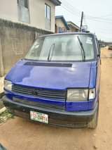 A picture of URGENT SALE Registered Volkswagen T4 diesel engine Engine gear working