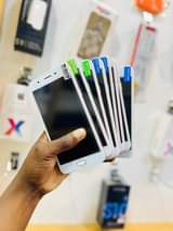 A picture of OPPO F1s gb64 RAM4