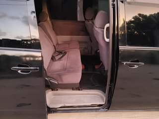 A picture of TOYOTA NOAH