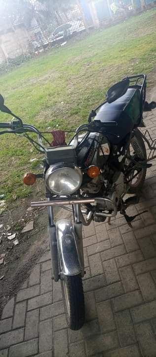 Buy &.