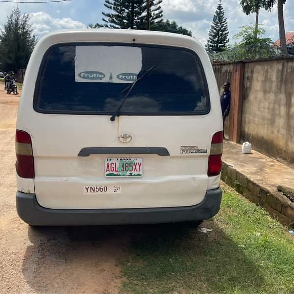 A picture of COMMERCIAL DEALZ TOYOTA HIACE 1999 MODEL PETROL WITH DUTY AT