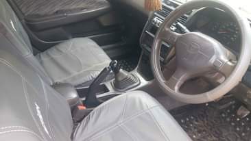 A picture of 1999 Toyota Premoi